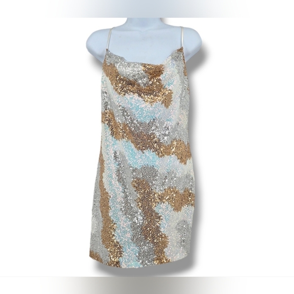 Crystal Sky Elegant Sequin Dress‎ in Gold and Silver - Picture 1 of 6